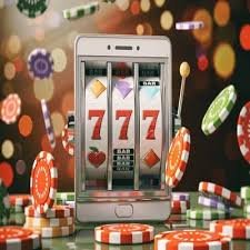 666max ဂိမ်းလော်ဘီ Esports Fishing Games Myanmar ကစားသမားများ Smartphone App ဖြင့် ကစားနေသည်